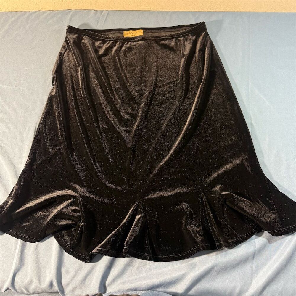 Notations Women's Petites Large A-Line Black Velvet Midi Skirt Vintage